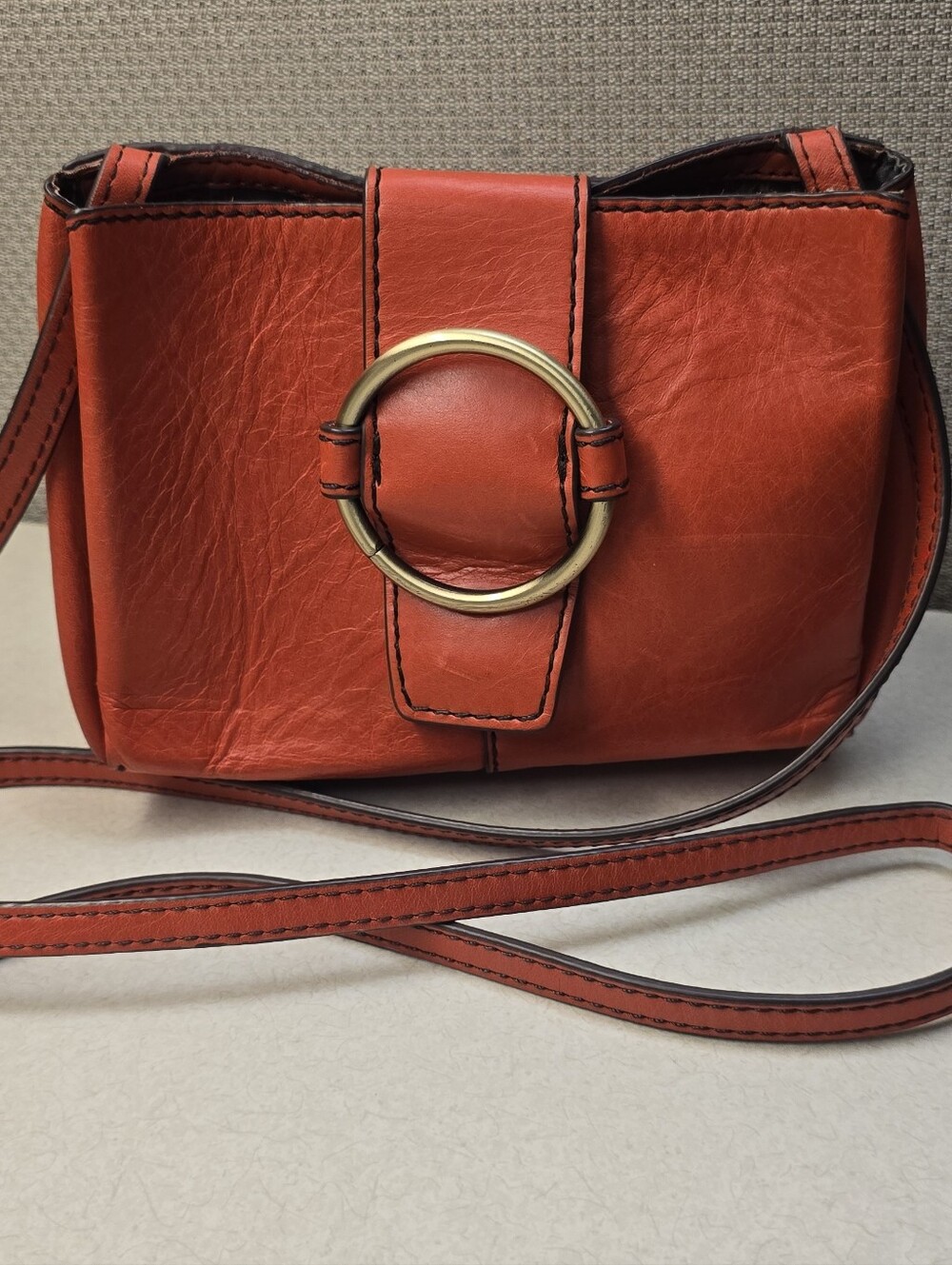HOBO Elan Crossbody Bag in Retired Rio Red Leather